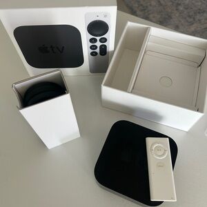 Apple TV 4K HDR Box Set with Remote - Offers welcome